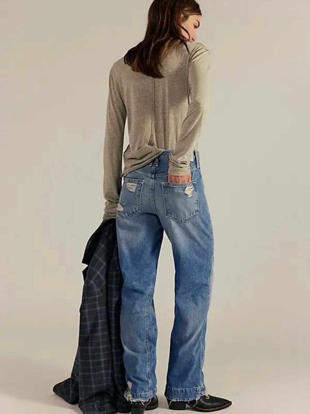 Free People / WE THE FREE Low Rise Straight Curve Jeans Torn to Pieces NWT - Picture 4 of 6